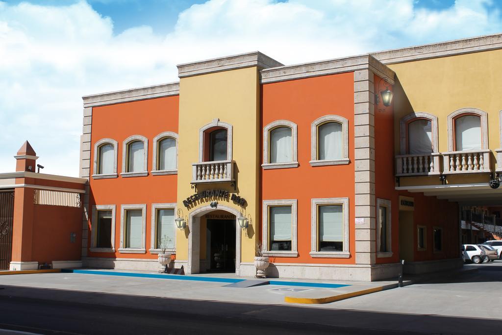 Hotel Plaza Las Quintas Hermosillo Extérieur photo